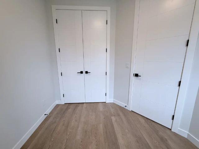 Townhouse for rent in Bowness, Calgary