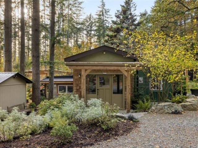 House for sale in Ladysmith, British Columbia