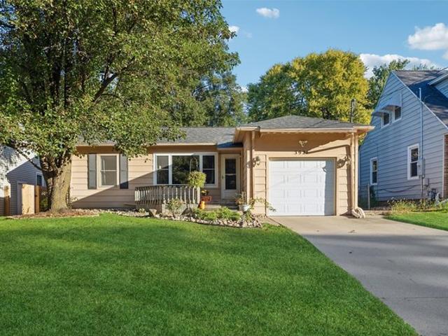 House for sale in Oak Park, Des Moines