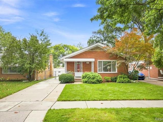House for sale in Dearborn Heights, Michigan
