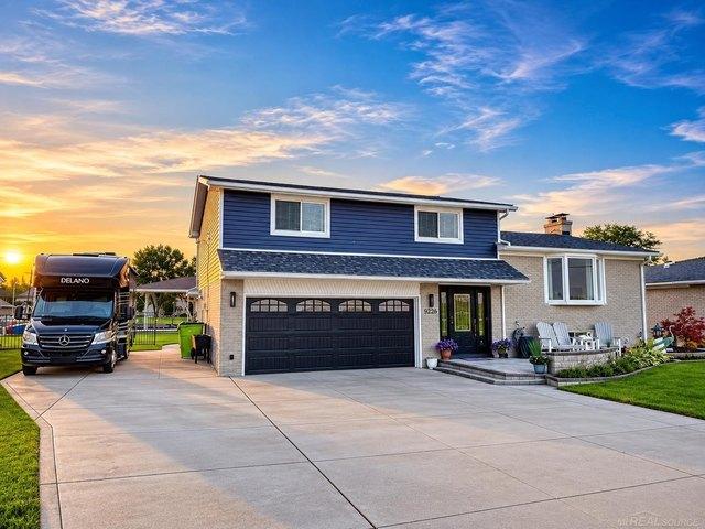 House for sale in Harrison Township, Michigan