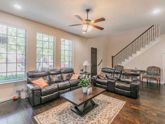 Townhouse for sale in Arlington