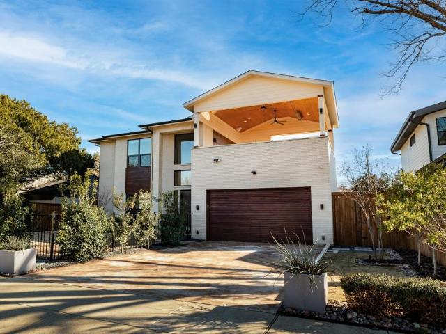 House for sale in Dallas, Texas