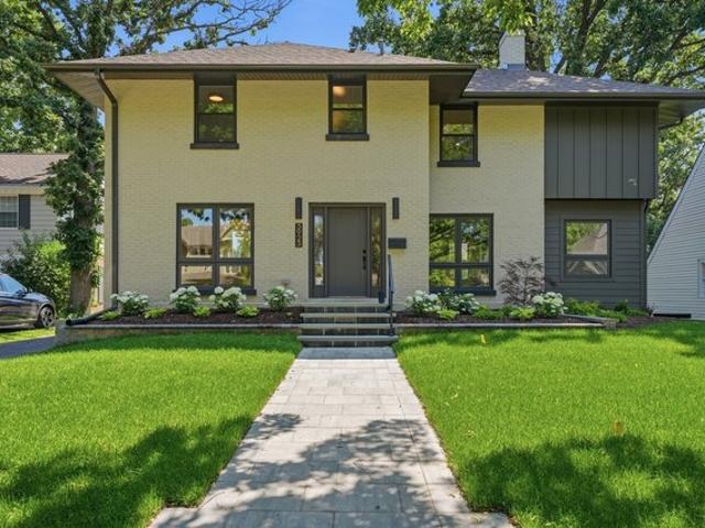House for sale in Western Springs, Illinois