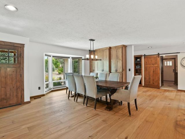 House for sale in Colbert