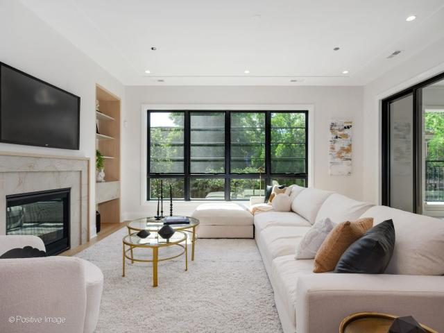 Condo for sale in Chicago Park, Illinois
