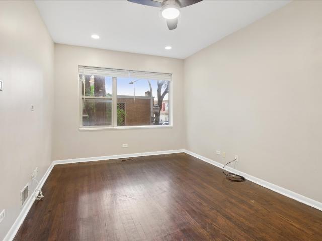 Condo for sale in Chicago Park, Illinois