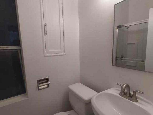 Apartment for rent in Long Beach, California