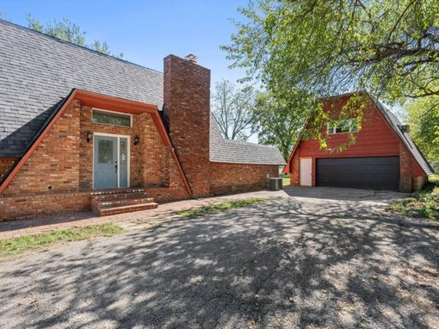 House for sale in Independence, Montgomery County