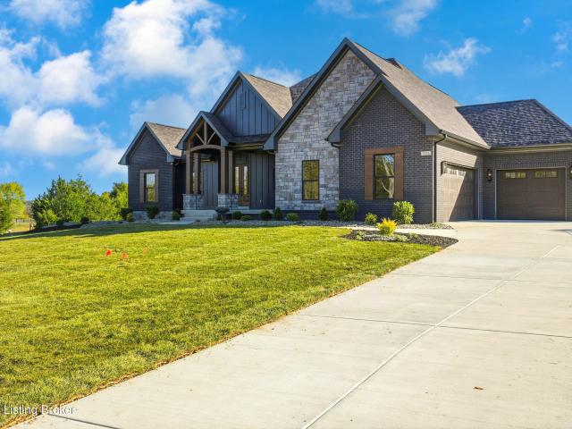House for sale in Smithfield, Kentucky