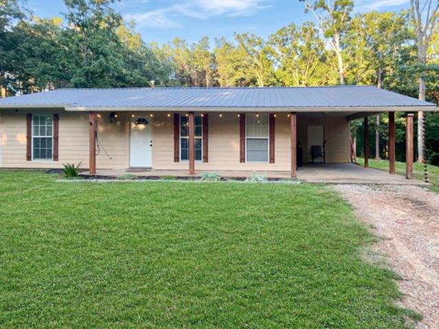 House for sale in Carthage, Mississippi
