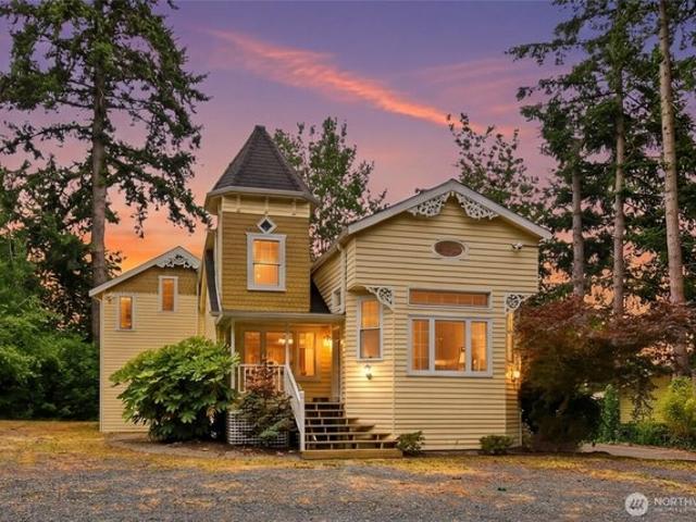House for sale in Lynnwood, Washington