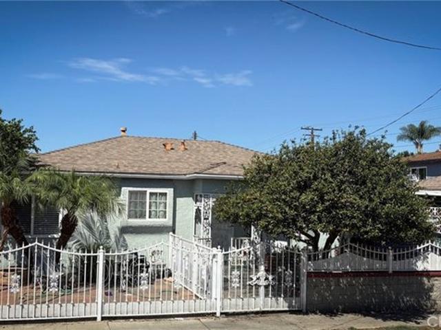 House for sale in Maywood, California