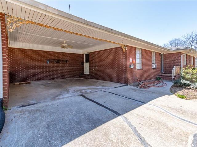 House for sale in Oakwood, Georgia