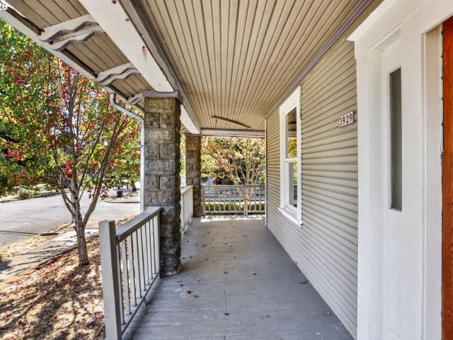 House for sale in Foster-Powell, Portland