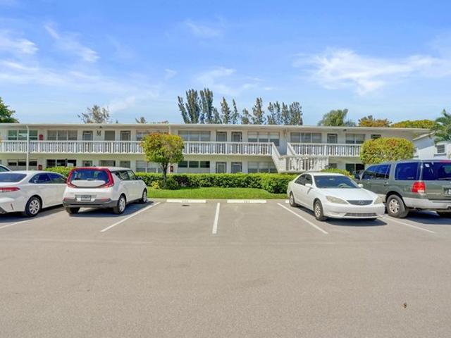 Condo for sale in Deerfield Beach, Florida