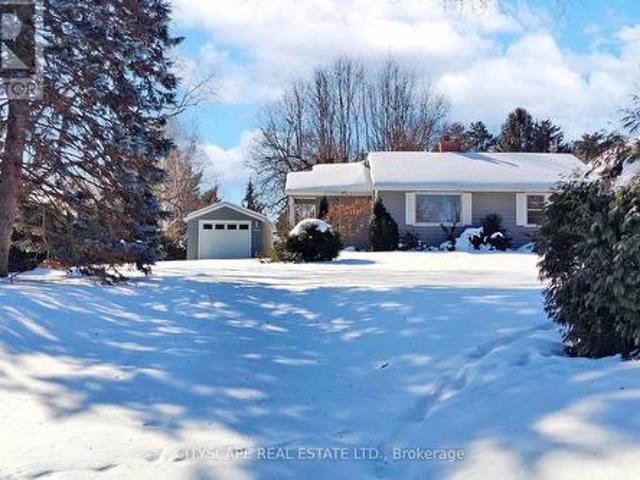 House for sale in Oakville, Ontario