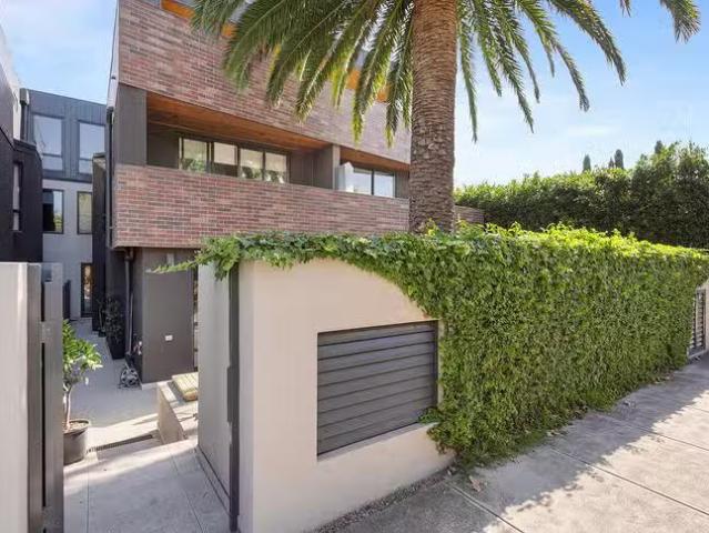 Apartment for rent in Camerons Creek, Victoria