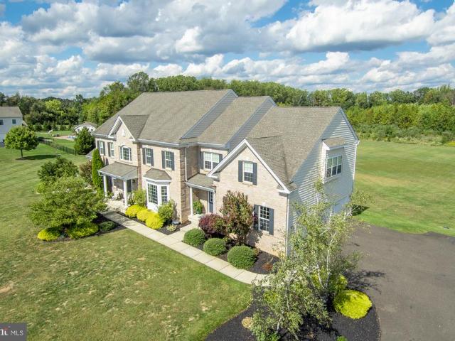 House for sale in North Crosswicks, Hamilton Township