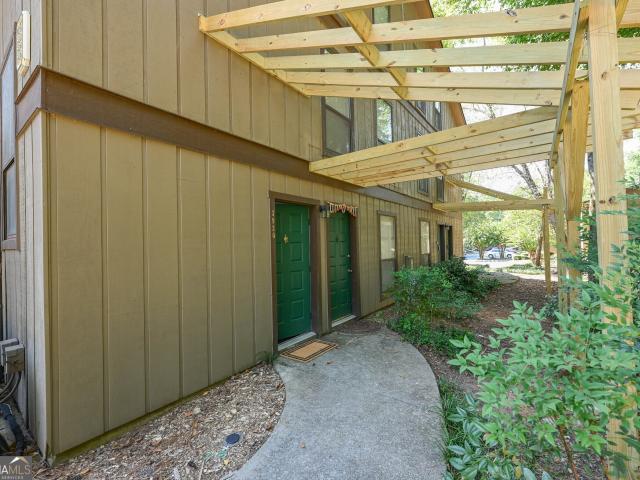 Condo for sale in Idlewood Acres, Tucker