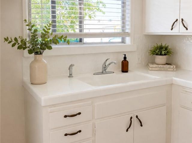 Property for rent in Canoga Park, California