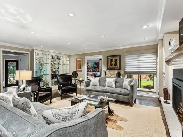 House for sale in Rolling Meadows, Illinois