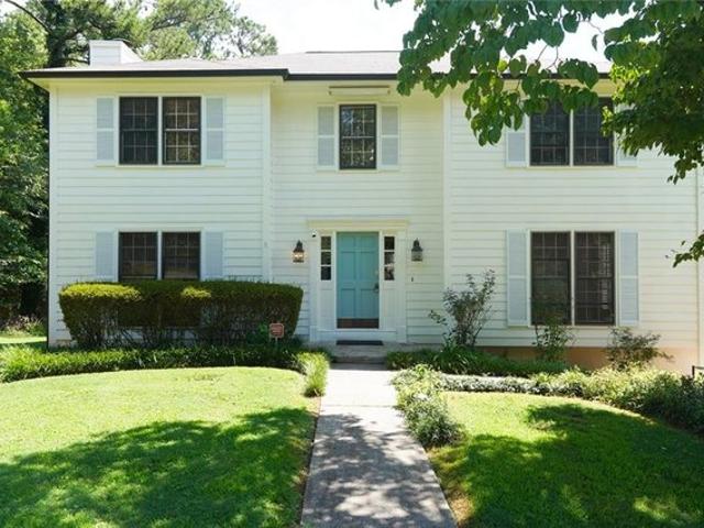 House for sale in Lilburn, Georgia