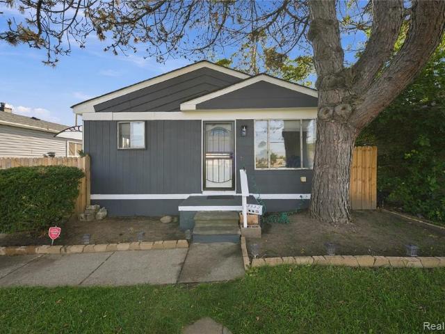 House for sale in West End Manor Subdivision, Ecorse