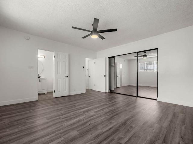 Apartment for rent in Canoga Park, California