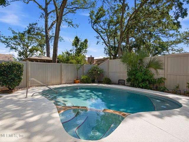 House for sale in Jacksonville, Florida