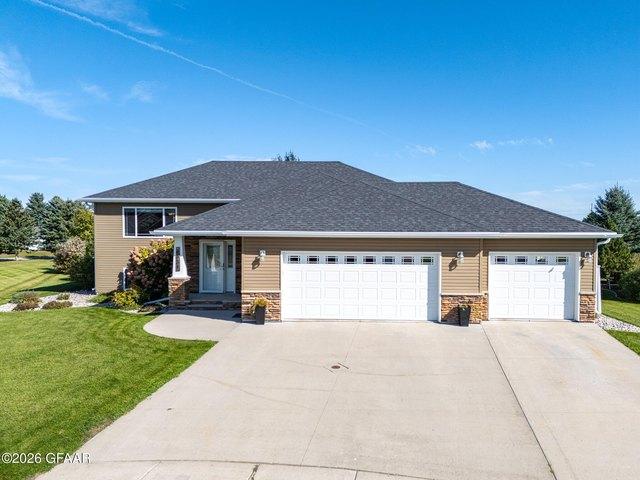 House for sale in Grand Forks, Grand Forks County