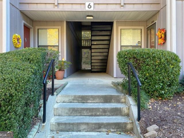 Condo for sale in Tucker, DeKalb County