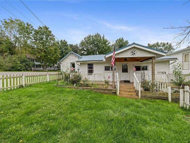 House for sale in Village of Perry, Town of Castile