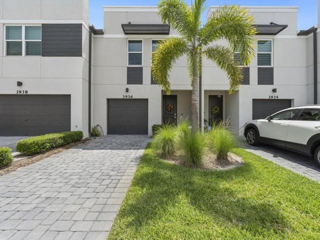 Townhouse for sale in Stuart, Florida
