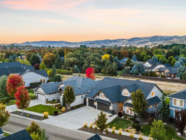 House for sale in Neville Ranch, Hidden Springs