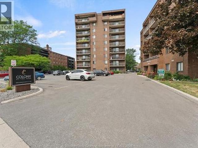 Condo for sale in East Windsor, Windsor