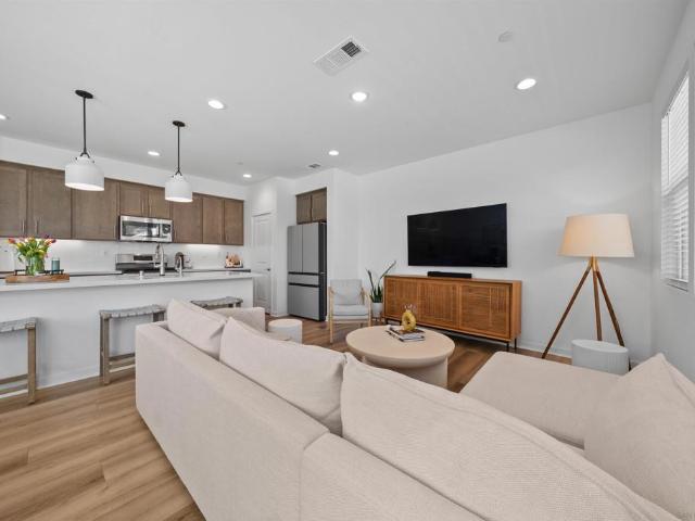 Townhouse for sale in Temecula, California