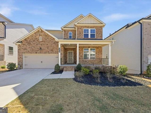 House for sale in Flowery Branch, Georgia