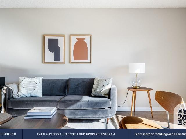 Apartment for rent in Canoga Park, California