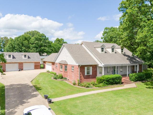 House for sale in Ark