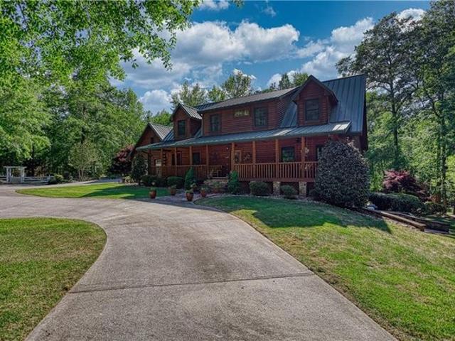 House for sale in Oxford, Georgia