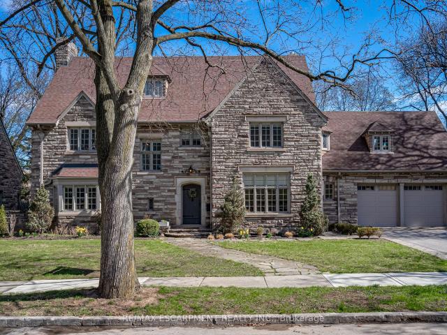 House for sale in Ancaster, Ontario