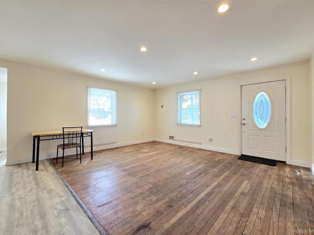 House for sale in Bohemia, New York