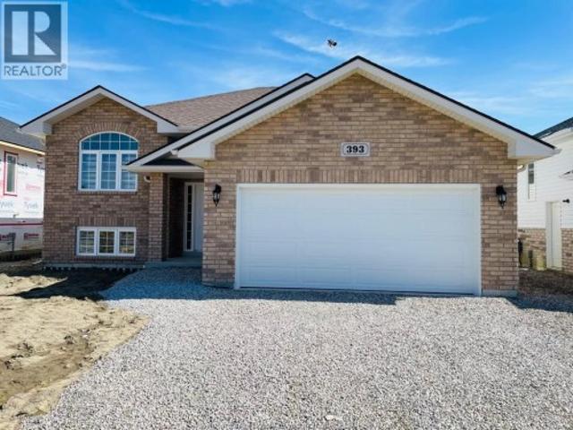 House for rent in Lakeshore, Ontario