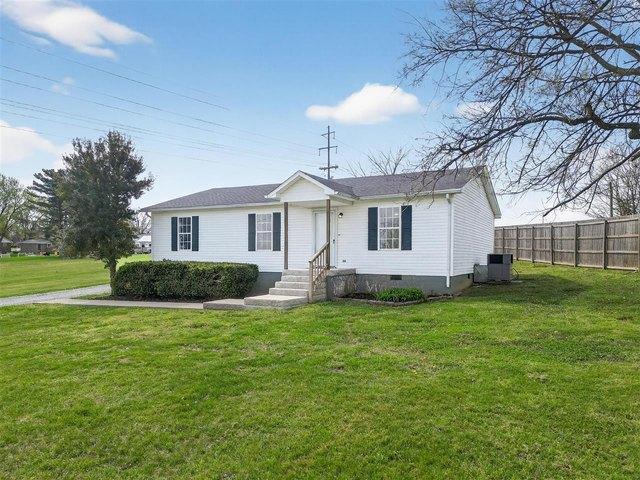 House for sale in Auburn, Kentucky