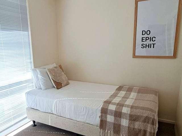 Townhouse for rent in Orewa