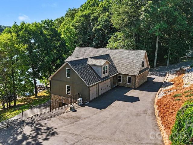 House for sale in Troutman, North Carolina