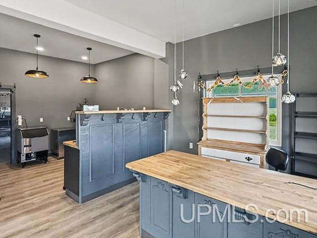 Commercial for sale in Iron Mountain, Michigan