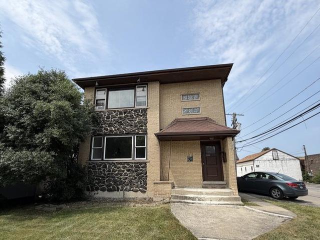 House for sale in Lyons, Illinois
