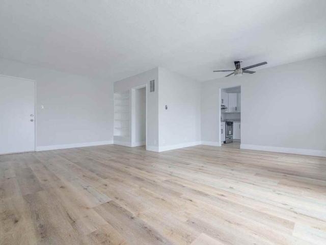 Apartment for rent in Canoga Park, California